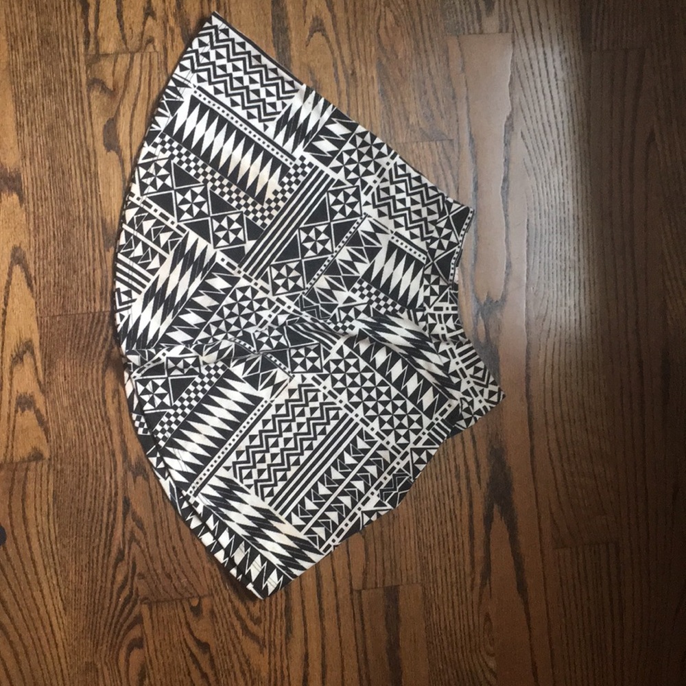 Tribal pattern black and white skirt